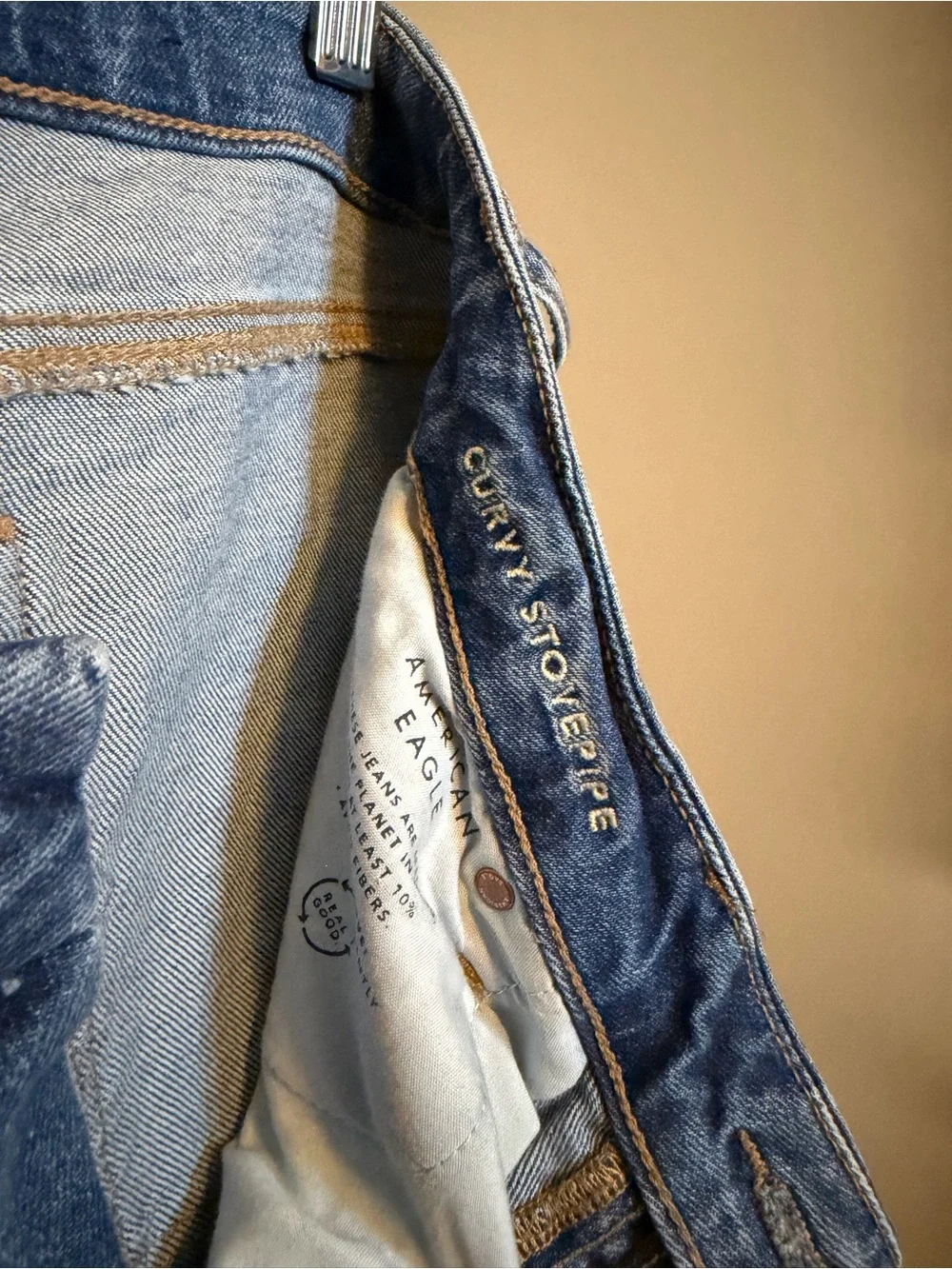American Eagle Light Blue Denim Jeans